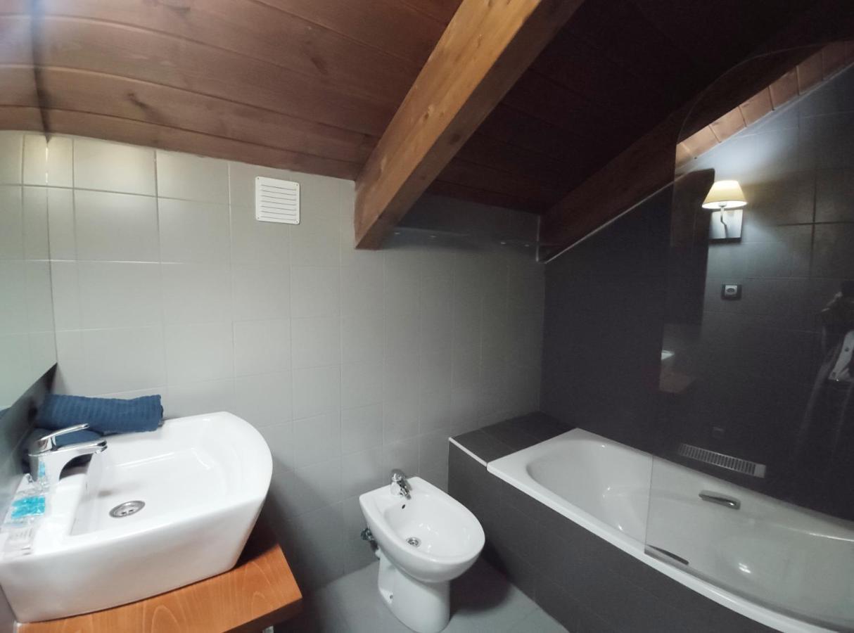 Apartamento Montes De วิลยานัว ภายนอก รูปภาพ