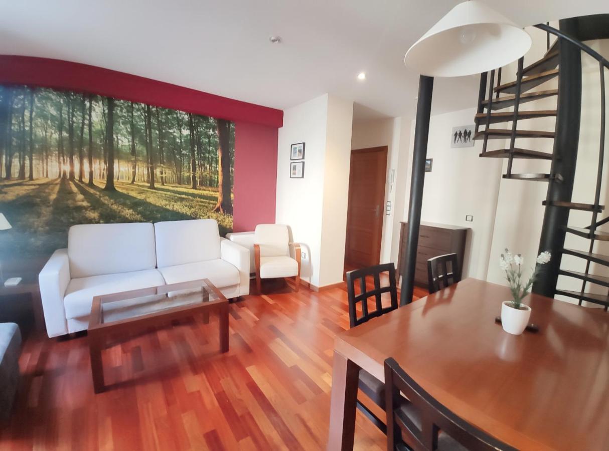 Apartamento Montes De วิลยานัว ภายนอก รูปภาพ